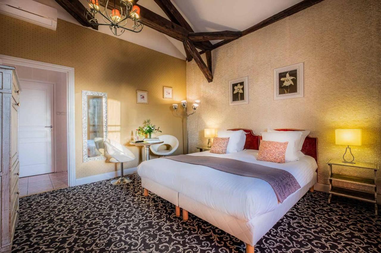 Hotel Le Pavillon Des Lys - Particulier 4*