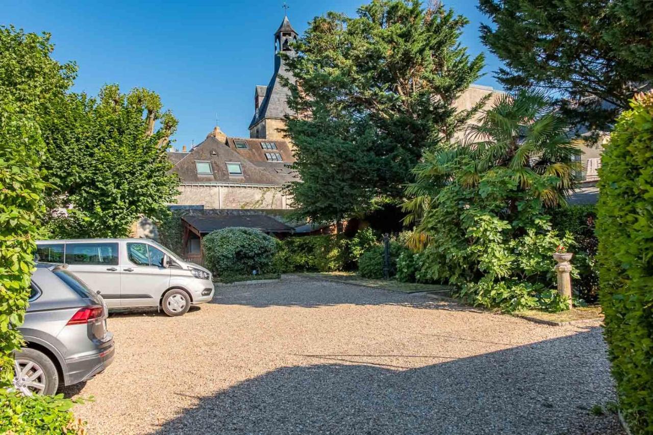 Hotel Le Pavillon Des Lys - Particulier 4*